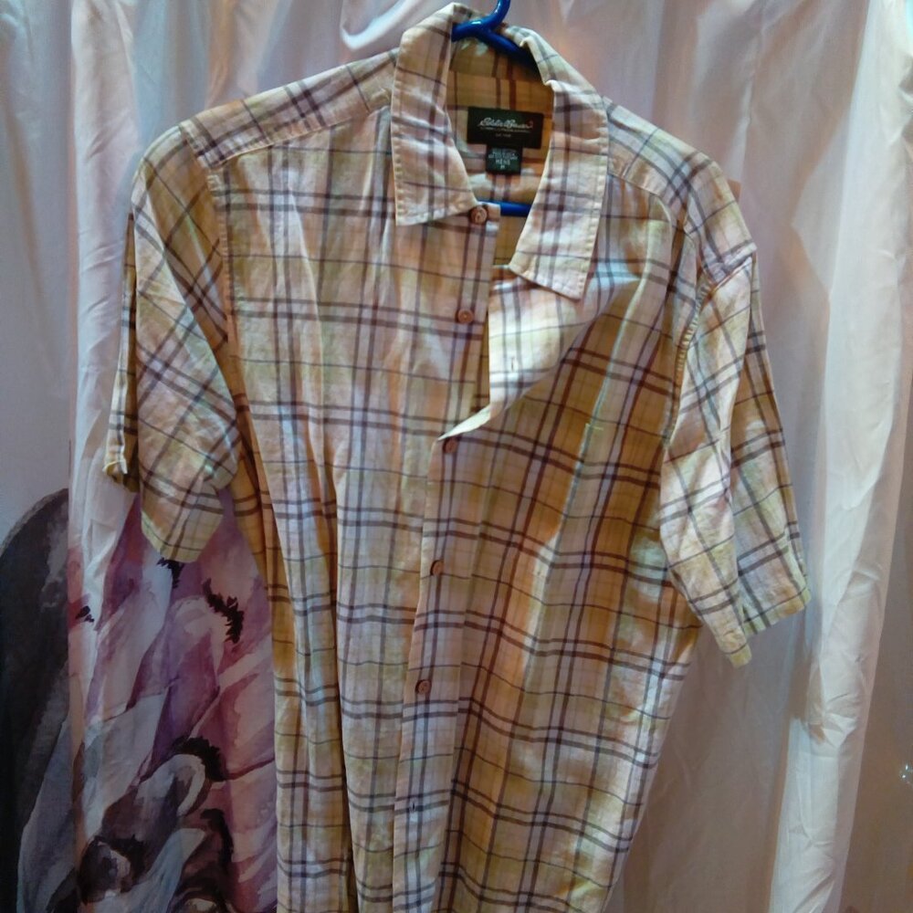 Eddie Bauer green black plaid mens Med button up